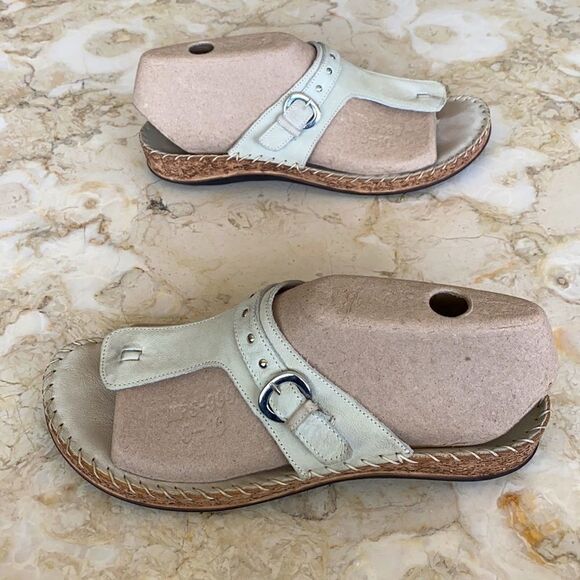 Free Walk Leather / Cork Thong Sandals - Picture 3 of 10
